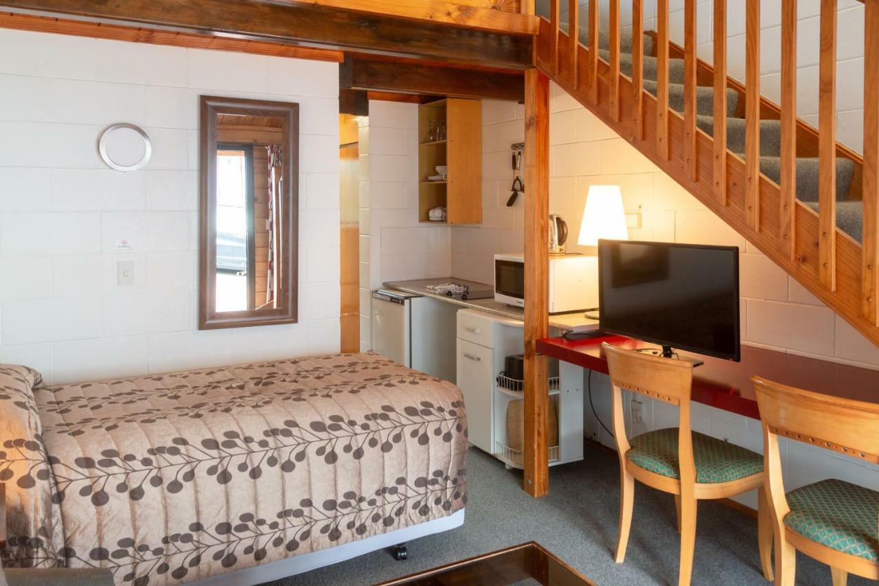 New Haven Motel โอ๊คแลนด์ ภายนอก รูปภาพ